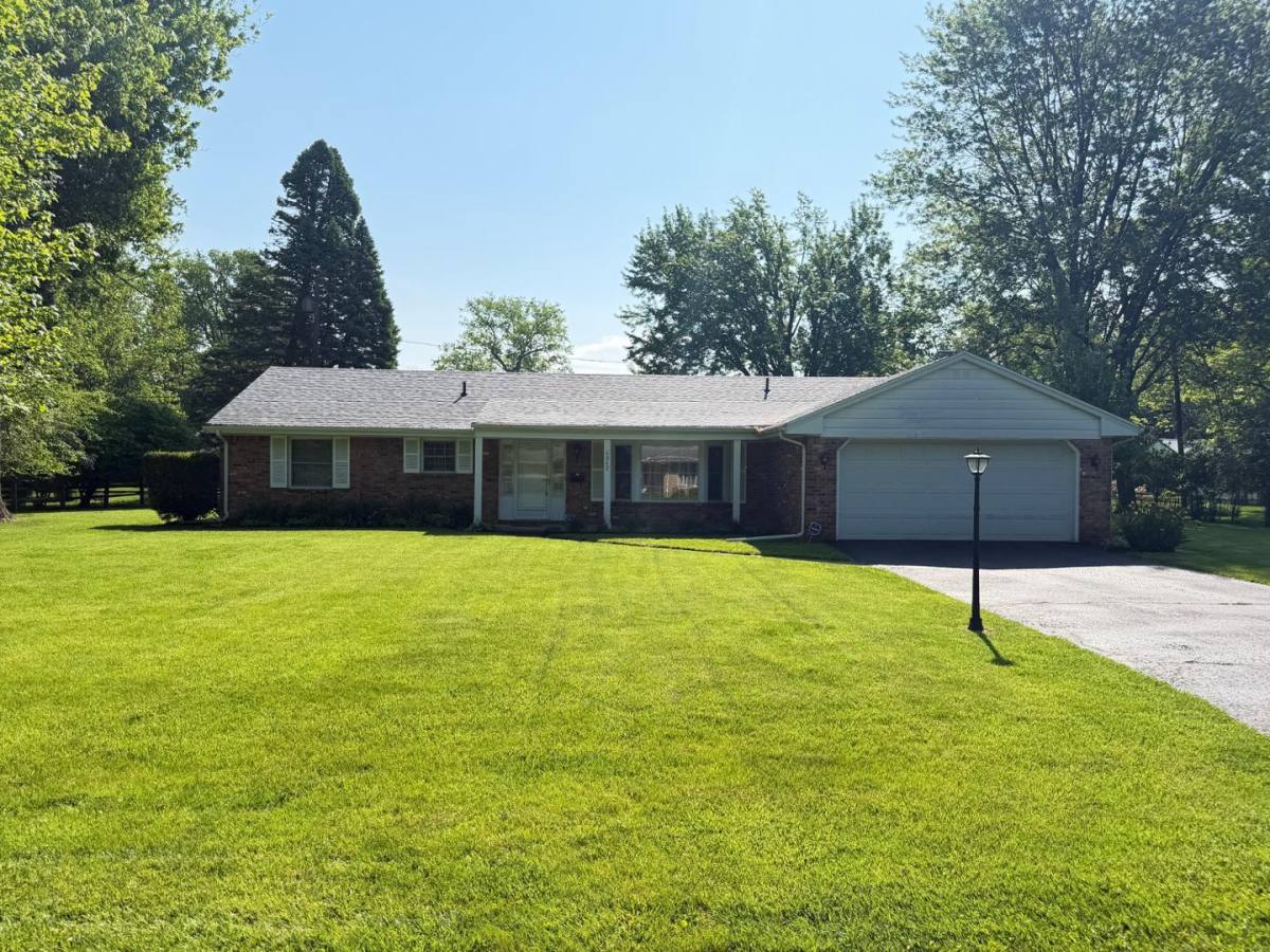 House for rent at 4842 Larkhaven Dr, Toledo, OH 43623