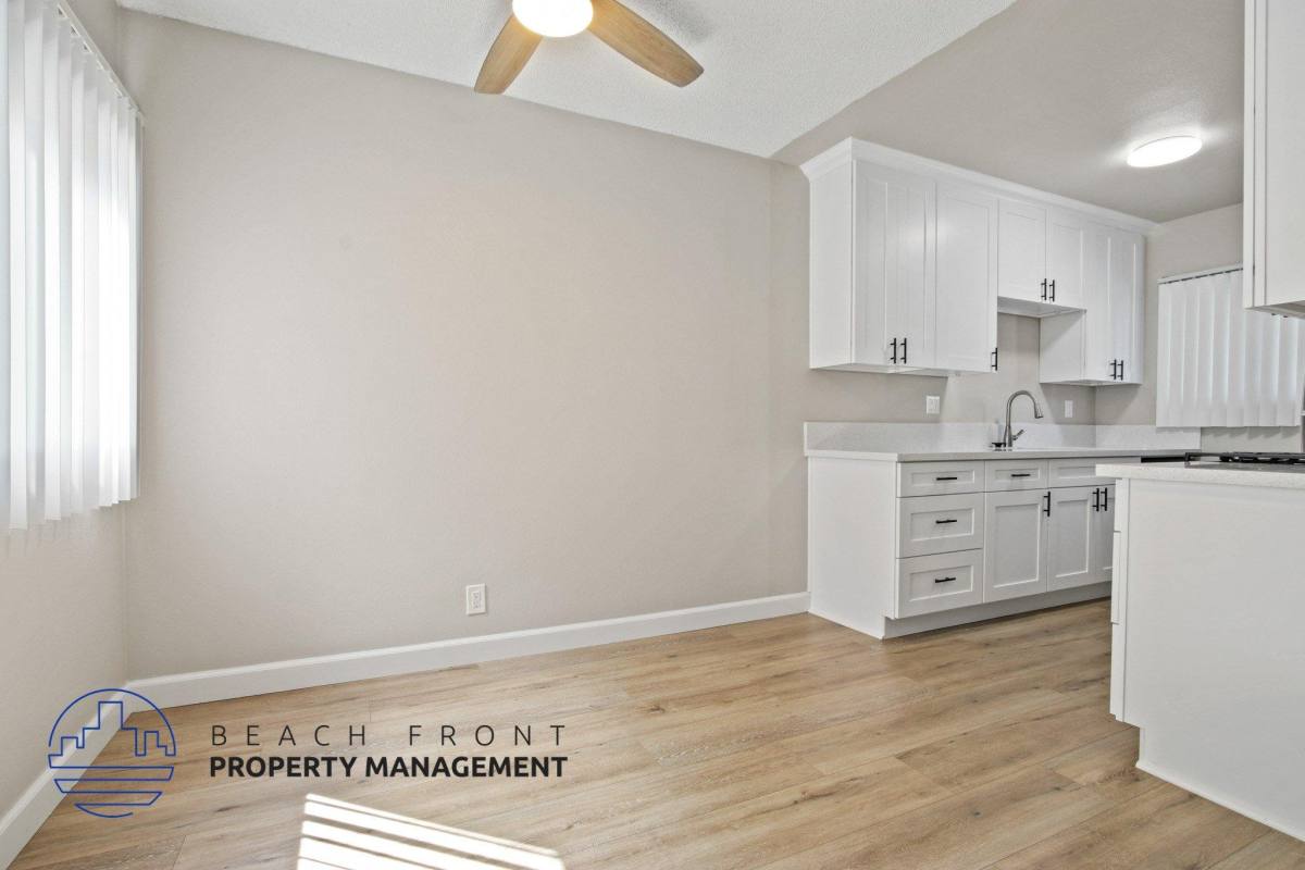 Apartment for rent at Antigua, 7816 Paseo Del Rey #10, Playa Del Rey, CA 90293