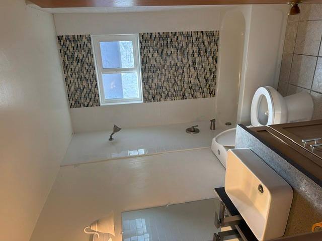 Apartment for rent at 819 Washington Ave #A, Bakersfield, CA 93308