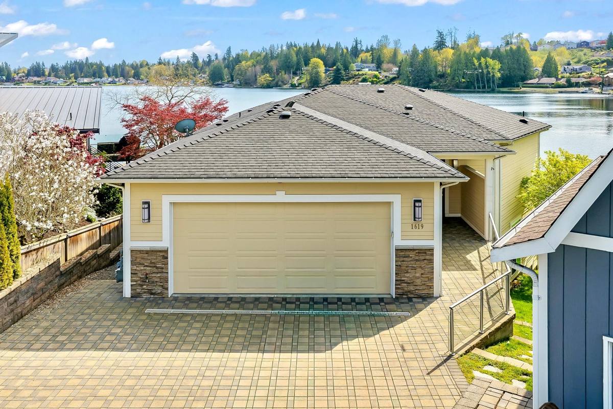 House for rent at 1619 Vernon Rd, Lake Stevens, WA 98258