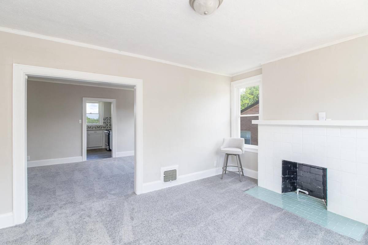Apartment for rent at 926 Mount Hope Ave #2, Cincinnati, OH 45204