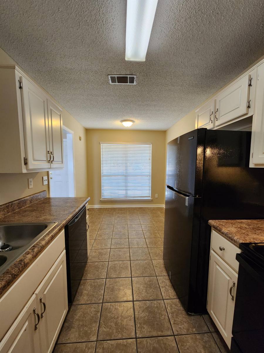 House for rent at 154 Nacoochee Dr, Leesburg, GA 31763