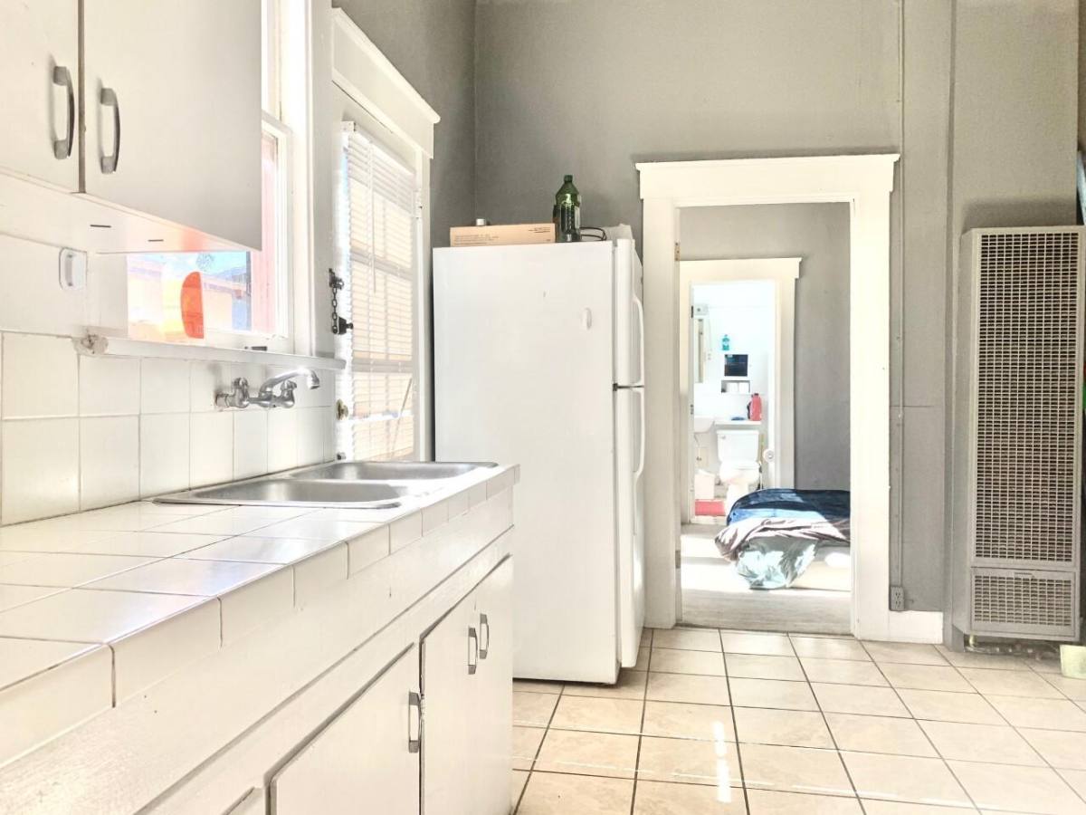 Apartment for rent at 725 E 5th St, Tucson, AZ 85719