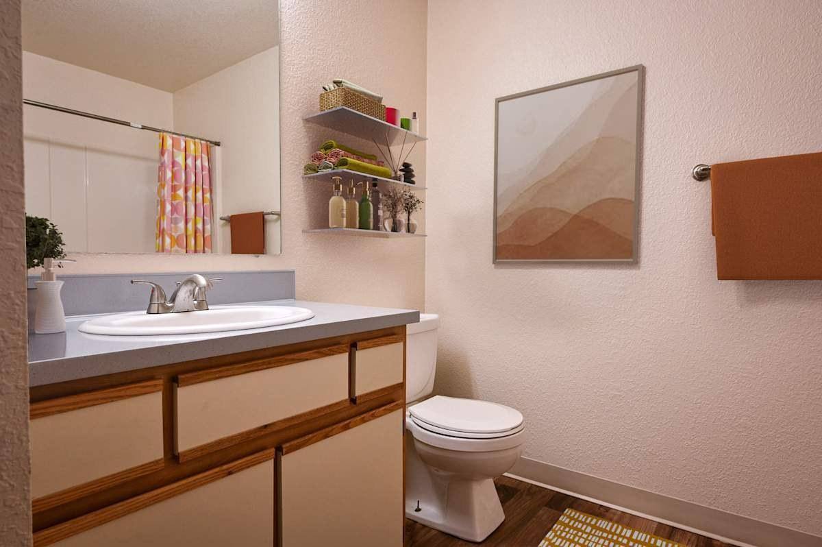 Apartment for rent at 2148 SE Geary St #2, Albany, OR 97322