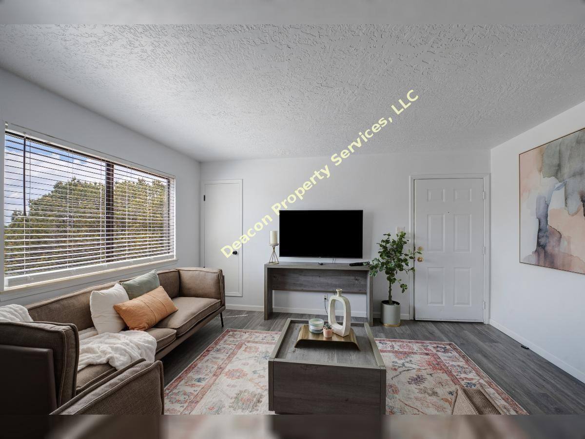 Apartment for rent at 12324 Candelaria Rd #4, Albuquerque, NM 87112