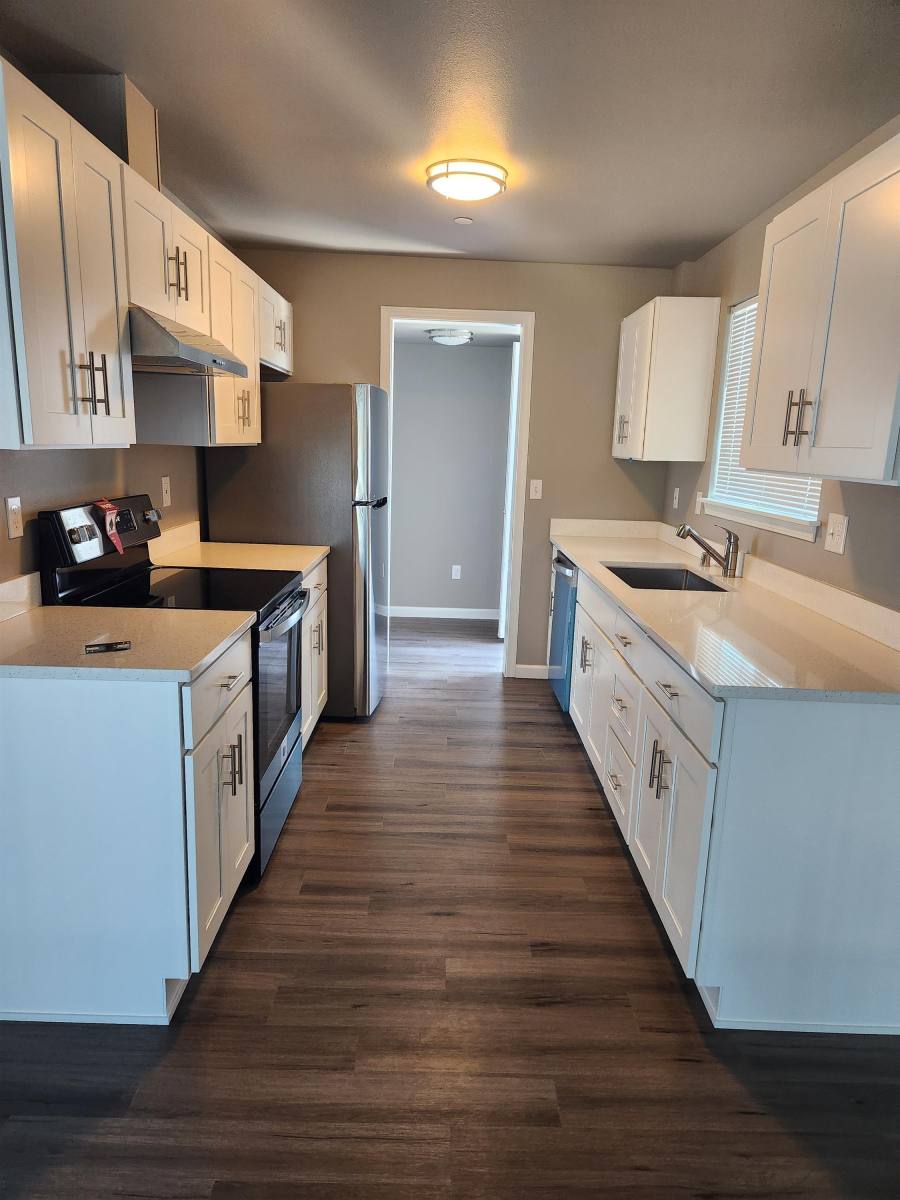 Apartment for rent at 30 Thunderbird Parkway SW #B-10, Lakewood, WA 98498