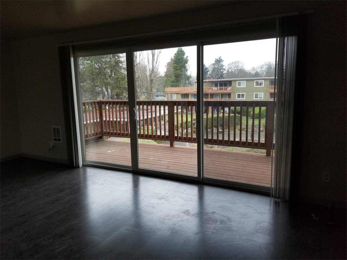 Apartment for rent at 30 Thunderbird Parkway SW #B-10, Lakewood, WA 98498