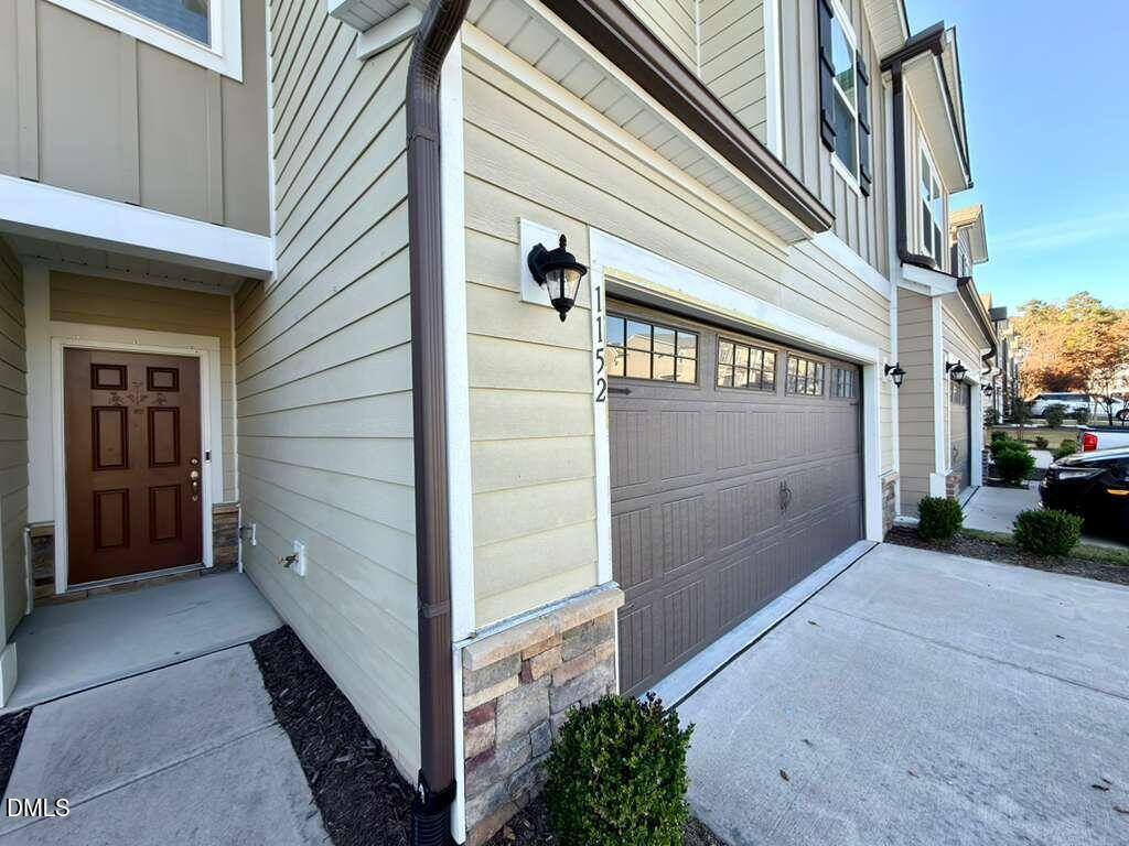 Townhouse for rent at 1152 Chestnut Bluff Run, Apex, NC 27502