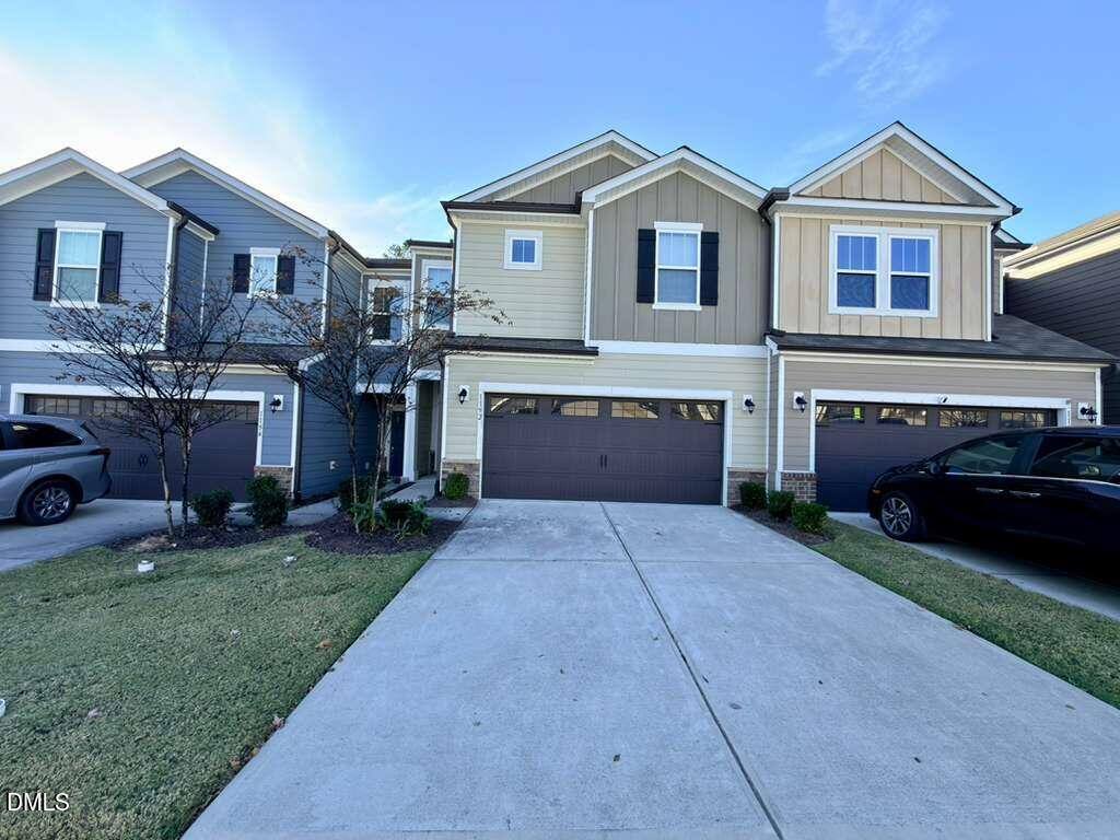 Townhouse for rent at 1152 Chestnut Bluff Run, Apex, NC 27502