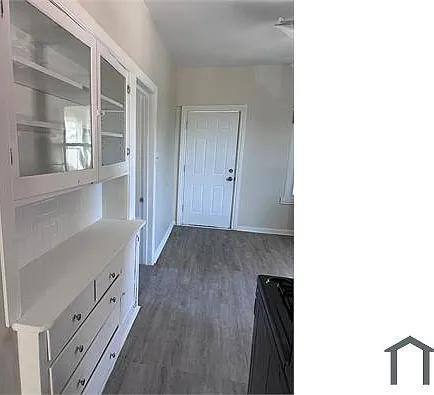 Apartment for rent at 8239 S Houston Ave #2, Chicago, IL 60617