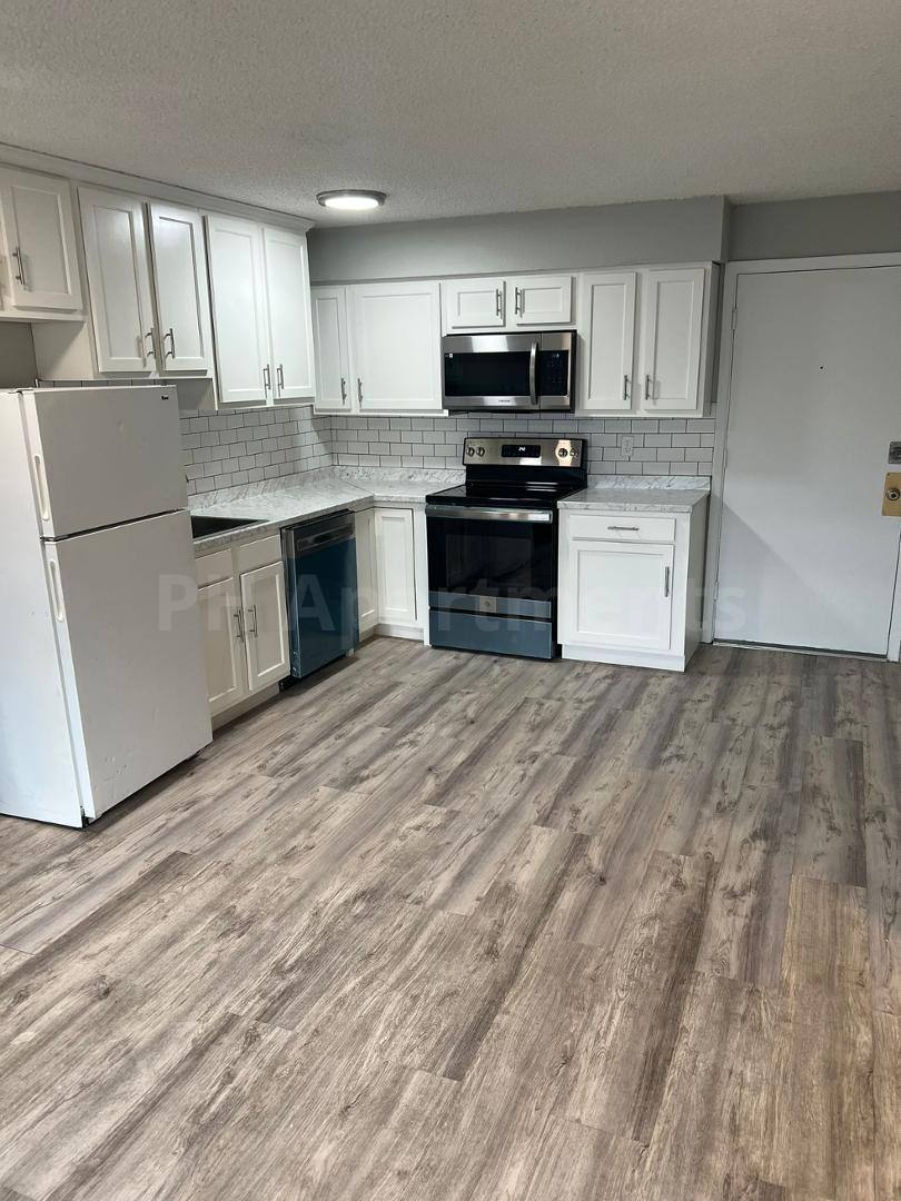 Apartment for rent at 1943 Dallas St, Aurora, CO 80010