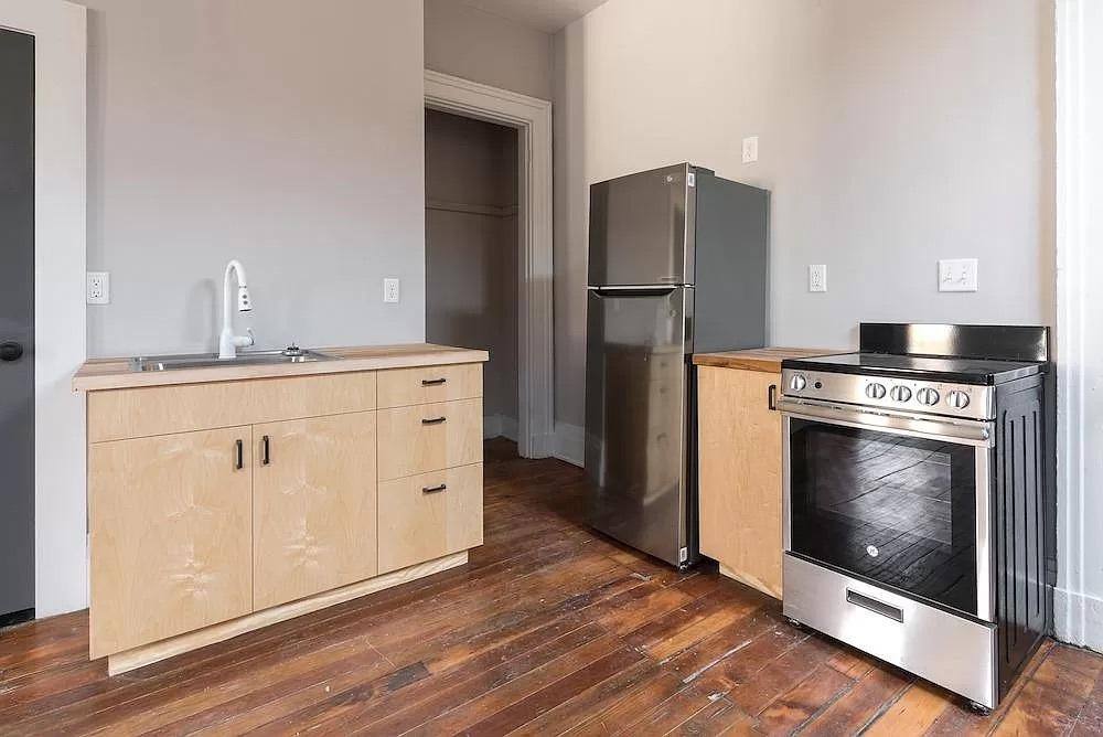 Apartment for rent at 205 W McMicken Ave #2F, Cincinnati, OH 45214