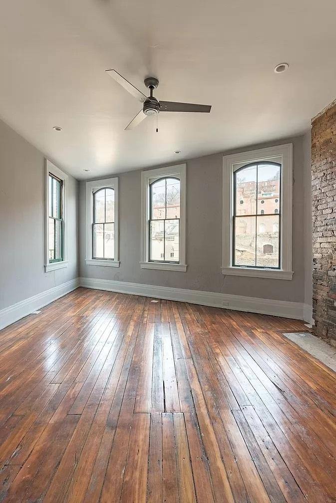 Apartment for rent at 205 W McMicken Ave #2F, Cincinnati, OH 45214