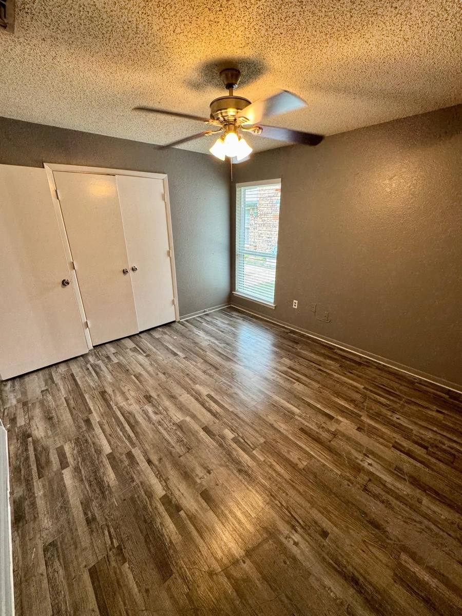 House for rent at Evergreen, 4047 Evergreen St, Irving, TX 75061