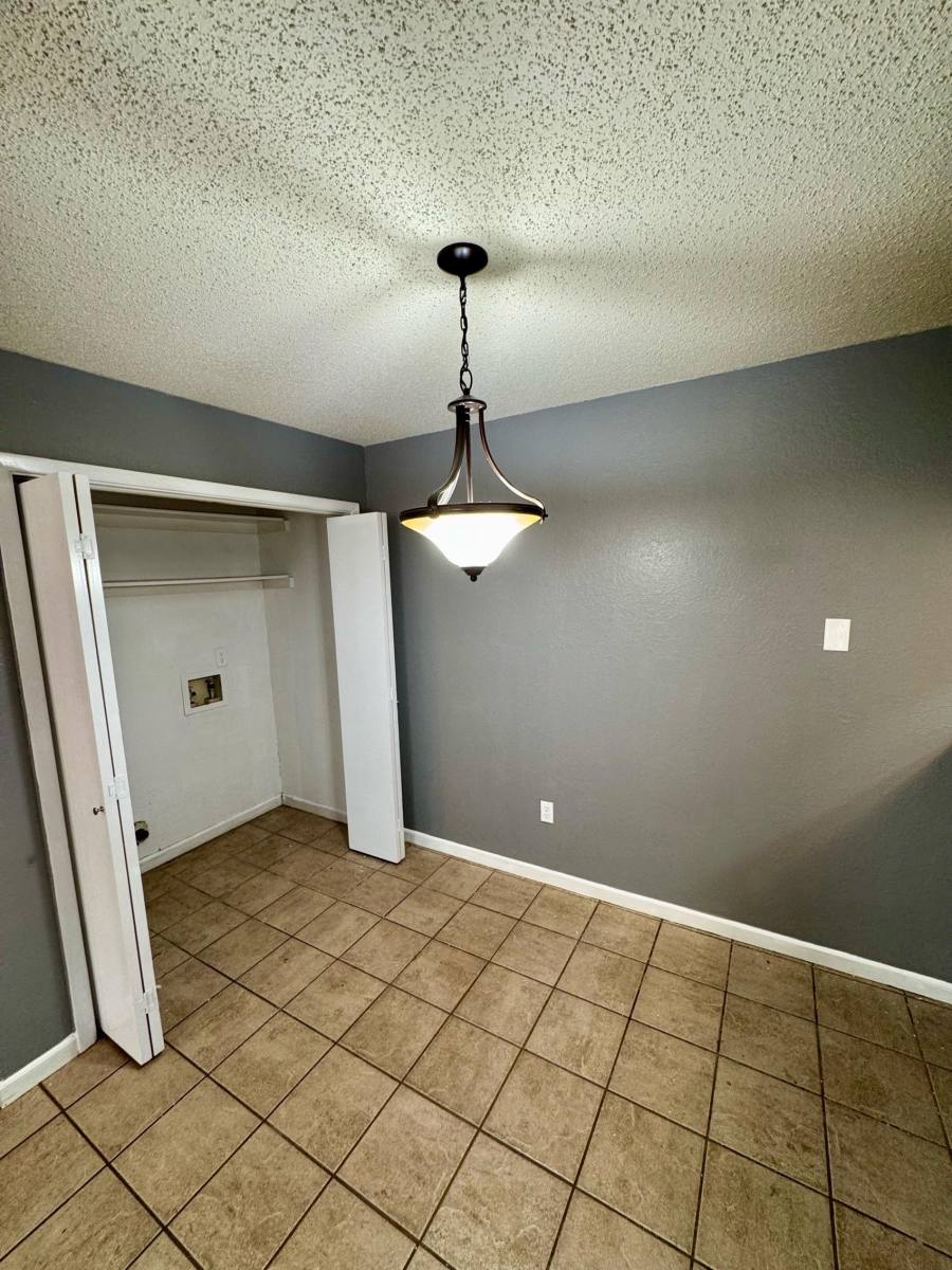 House for rent at Evergreen, 4047 Evergreen St, Irving, TX 75061