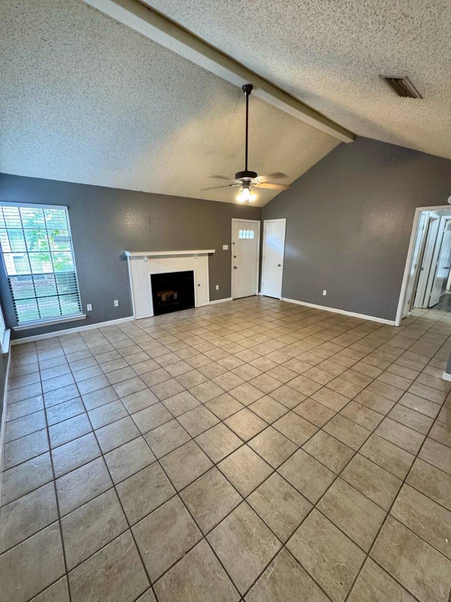 House for rent at Evergreen, 4047 Evergreen St, Irving, TX 75061
