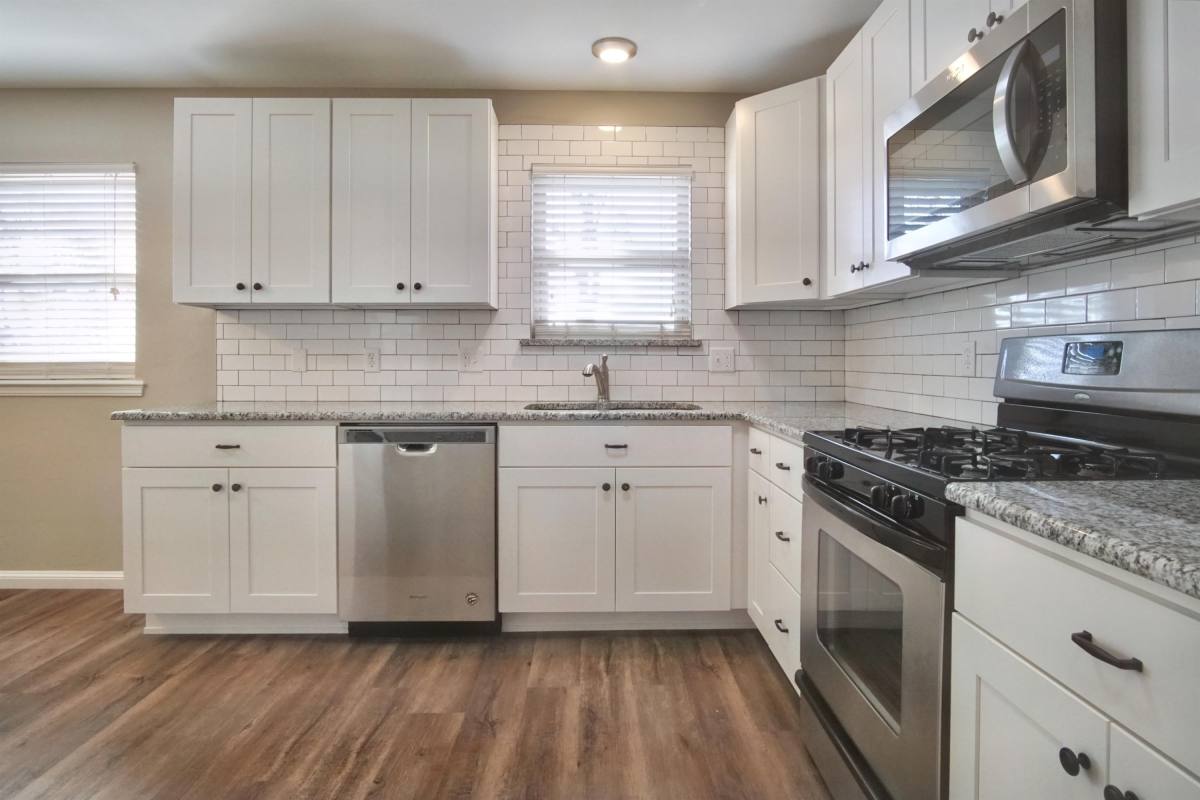 House for rent at Meadow Lakes, 620 Winding Lane, Edmond, OK 73003