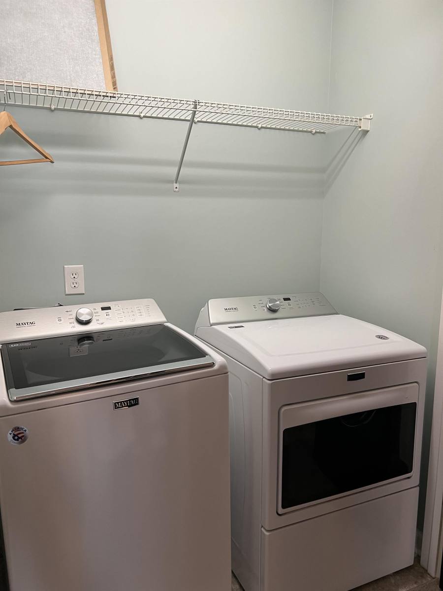 Townhouse for rent at Bellwood Village, 4451 Baylor St, Greensboro, NC 27455