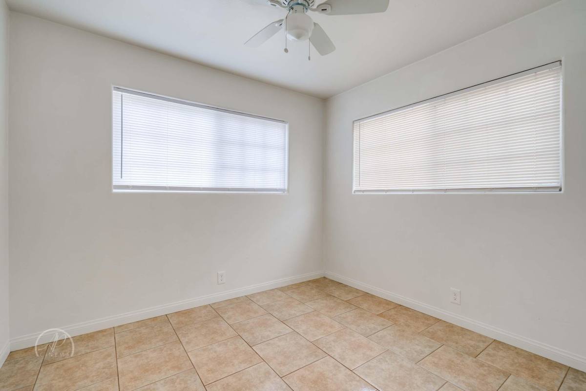 Apartment for rent at 917 K St, Bakersfield, CA 93304
