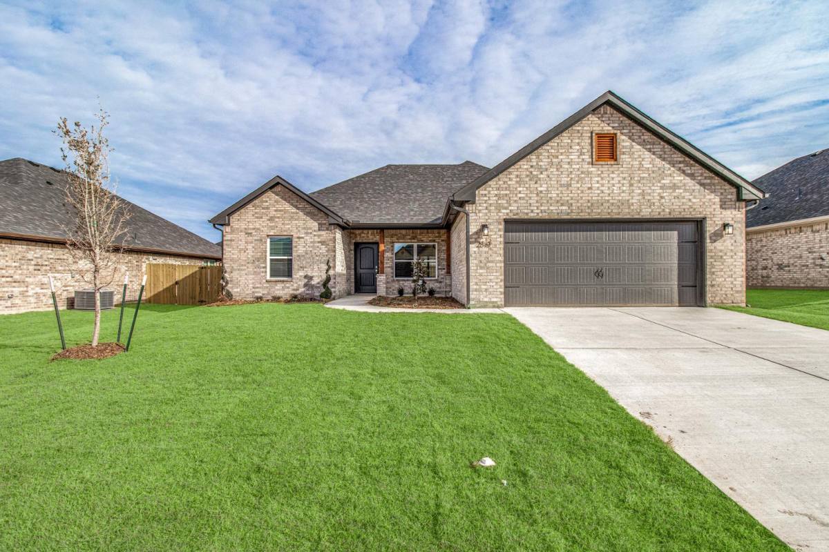 House for rent at The Grove, 2819 Orchid Dr, Sherman, TX 75092
