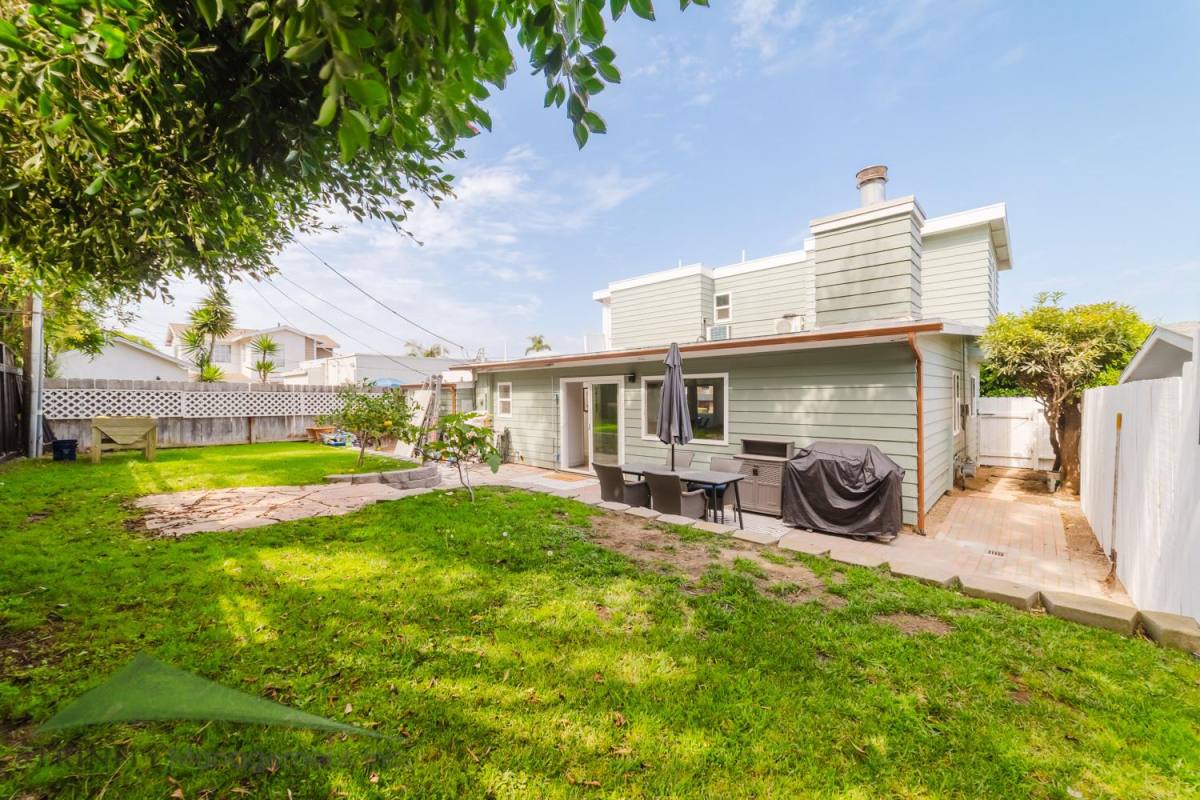House for rent at 341 N Sierra Ave, Solana Beach, CA 92075