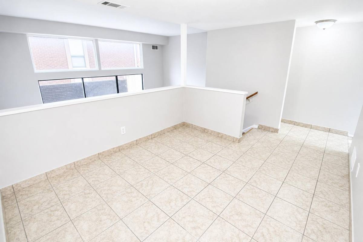 Apartment for rent at 235 W Chestnut St #140 Walnut, Washington, PA 15301