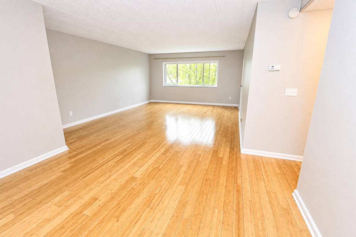 Apartment for rent at Greentree Manor, 1088 Greentree Rd, Pittsburgh, PA 15220