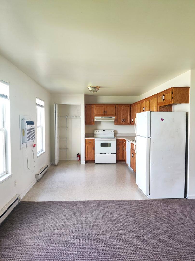 Apartment for rent at 1019 E Union St, Earlville, IL 60518