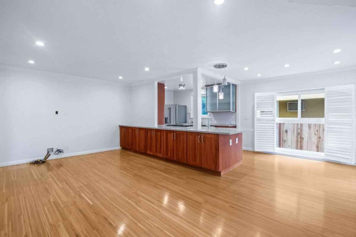 Apartment for rent at 332 South Rexford Drive, 332 Rexford Dr #1, Beverly Hills, CA 90212