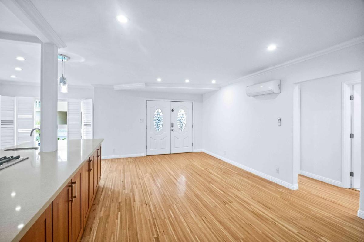 Apartment for rent at 332 South Rexford Drive, 332 Rexford Dr #1, Beverly Hills, CA 90212