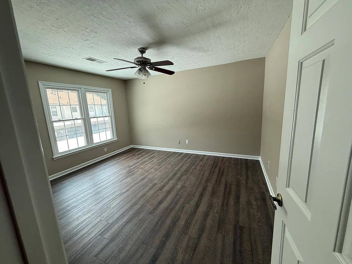 Townhouse for rent at Holcomb's Crossing, 223 Chads Ford Way, Roswell, GA 30076