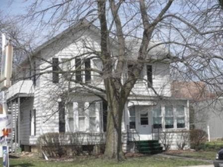 Apartment for rent at 242 W Lincoln Ave, Hinckley, IL 60520