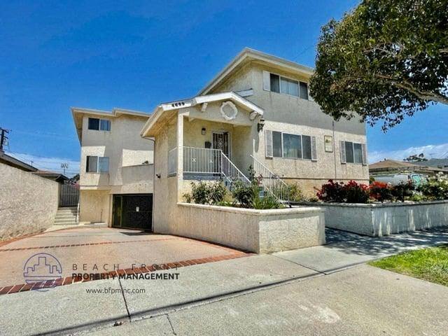 Apartment for rent at 4609 West 159th Street, 4609 W 159th St #8, Lawndale, CA 90260
