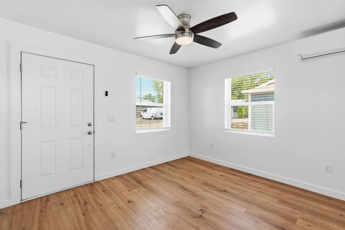 Apartment for rent at Sunset Acres, 1718 N 26th Place, Phoenix, AZ 85008