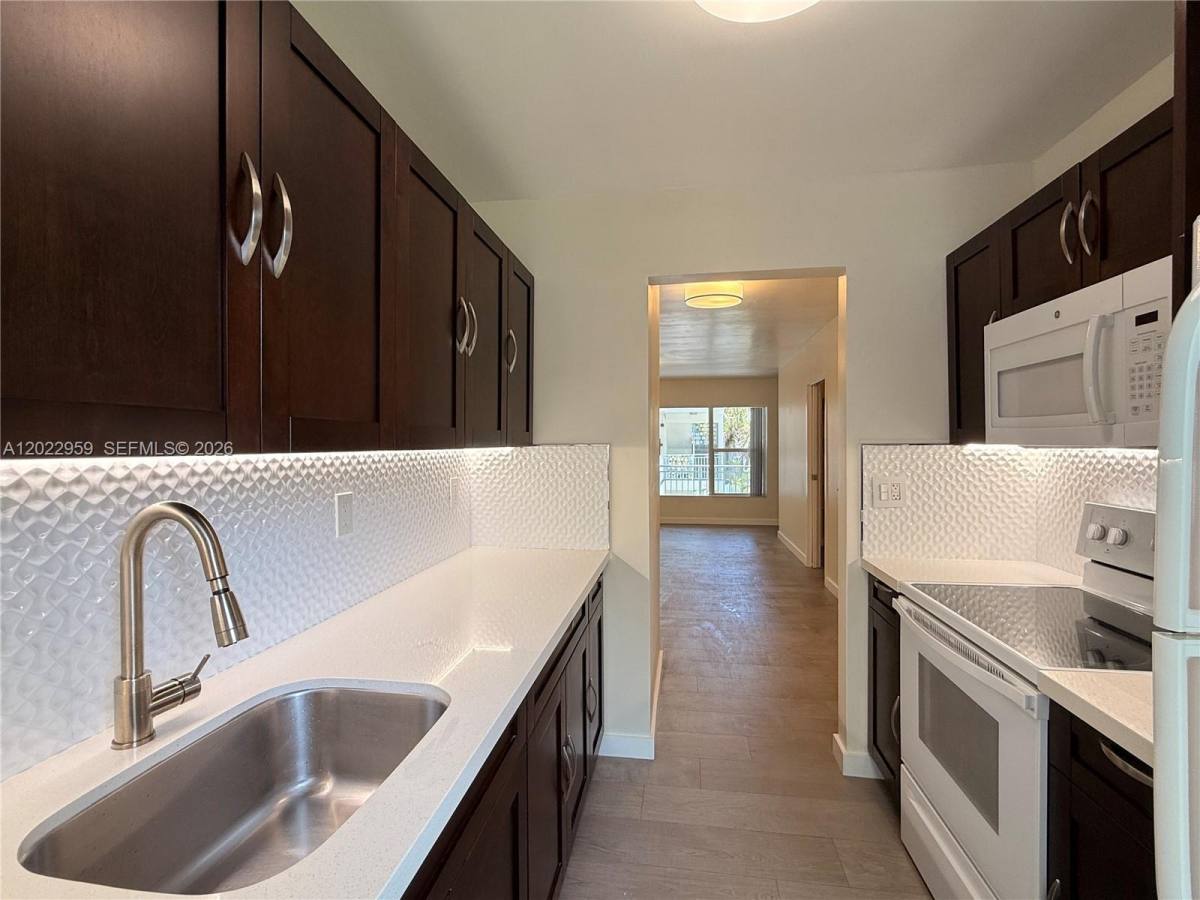 Apartment for rent at 10001 W Bay Harbor Dr #205, Miami Beach, FL 33154