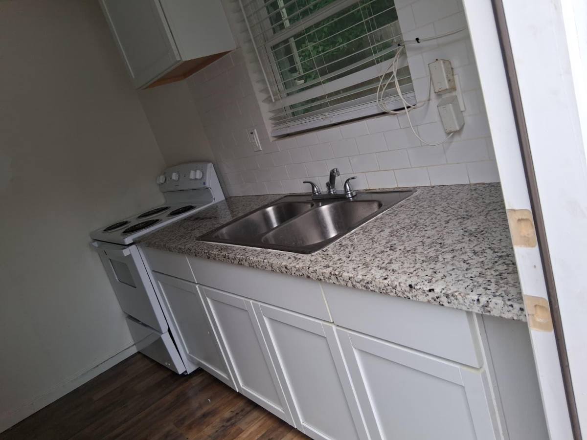 Apartment for rent at 3813 Wipprecht St, Houston, TX 77026