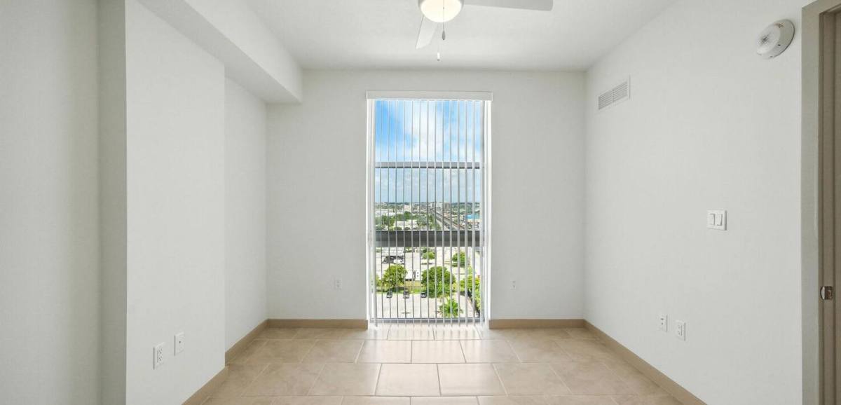 Apartment for rent at 3180 NW 79th St #708, Miami, FL 33147