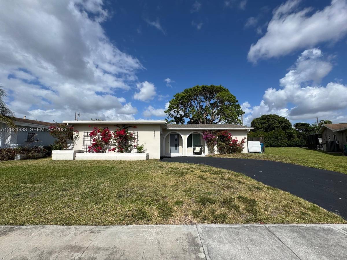 House for rent at 2631 NW 94th Ave, Fort Lauderdale, FL 33322