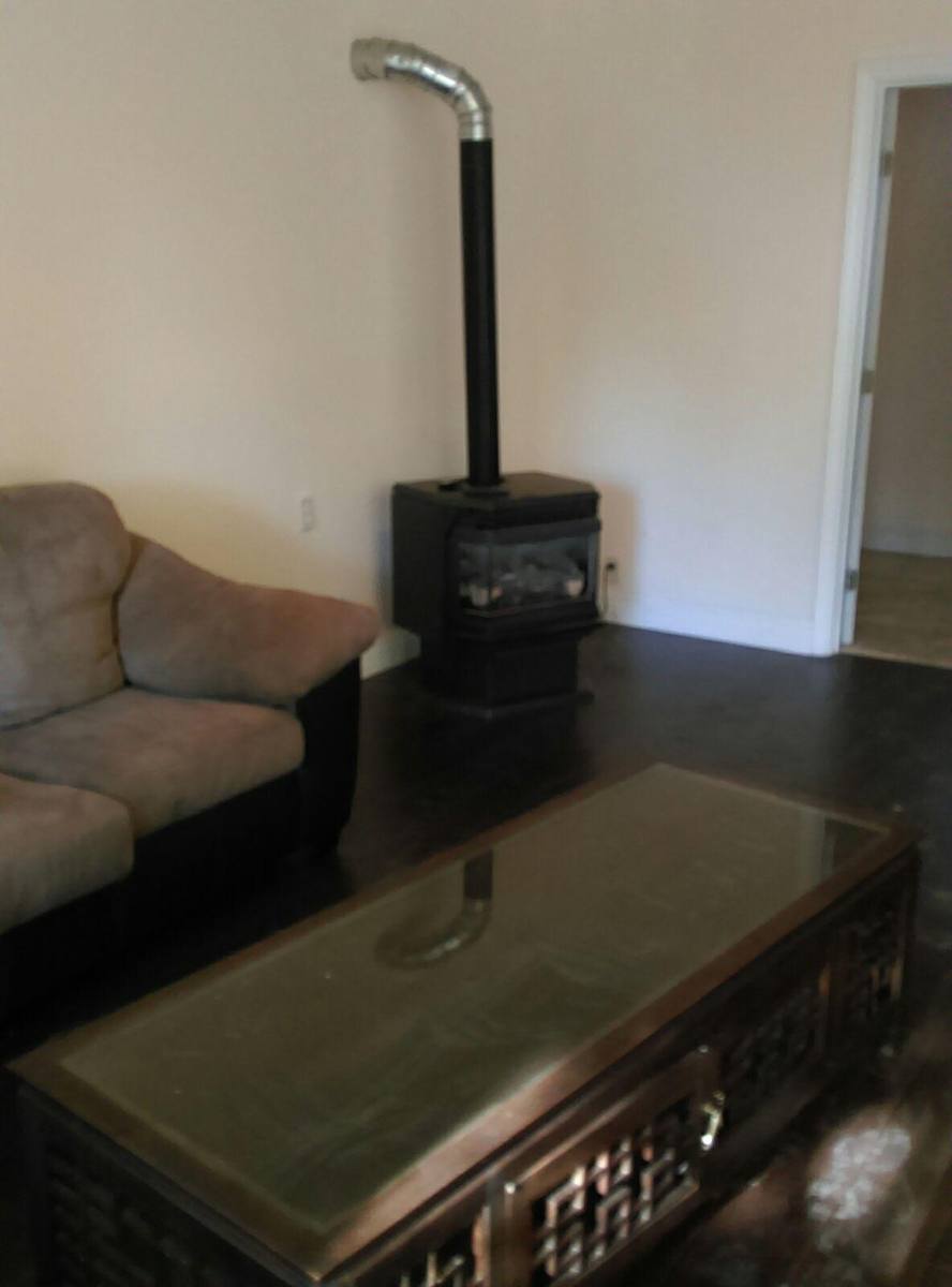 House for rent at 325 E Main St, Grass Valley, CA 95945