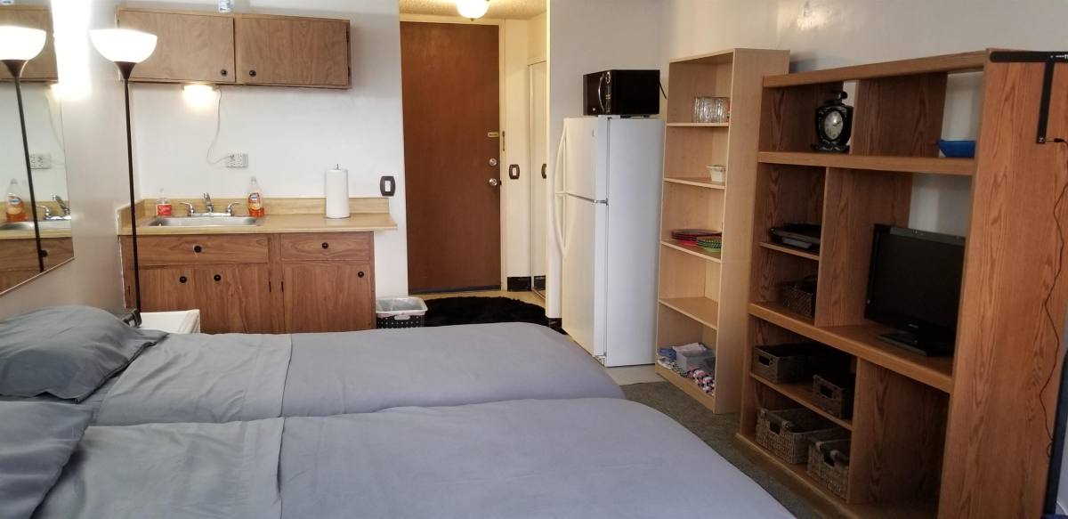 Apartment for rent at Tradewinds Plaza, 2572 Lemon Rd #503, Honolulu, HI 96815