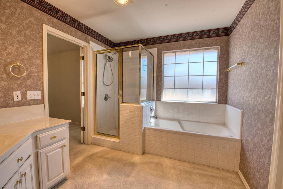 House for rent at Blue Quail Ridge, 15501 Arbuckle Heights, Edmond, OK 73013