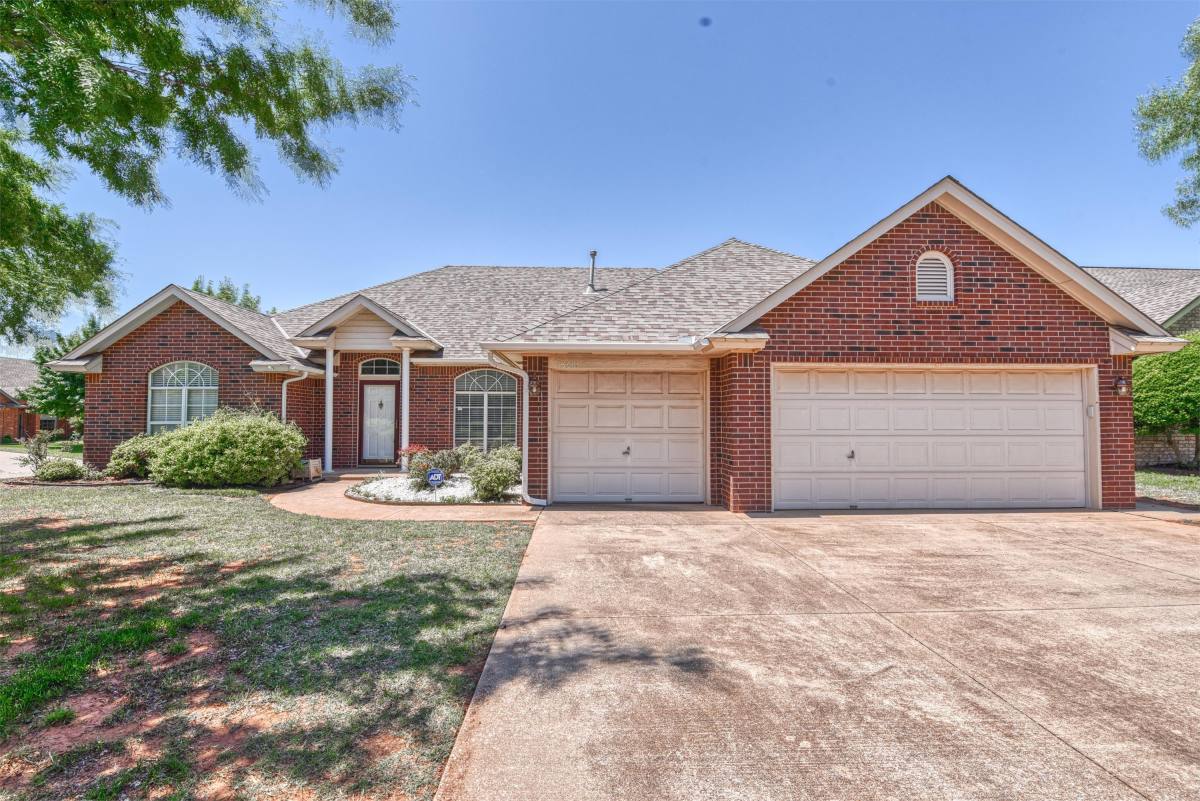 House for rent at Blue Quail Ridge, 15501 Arbuckle Heights, Edmond, OK 73013