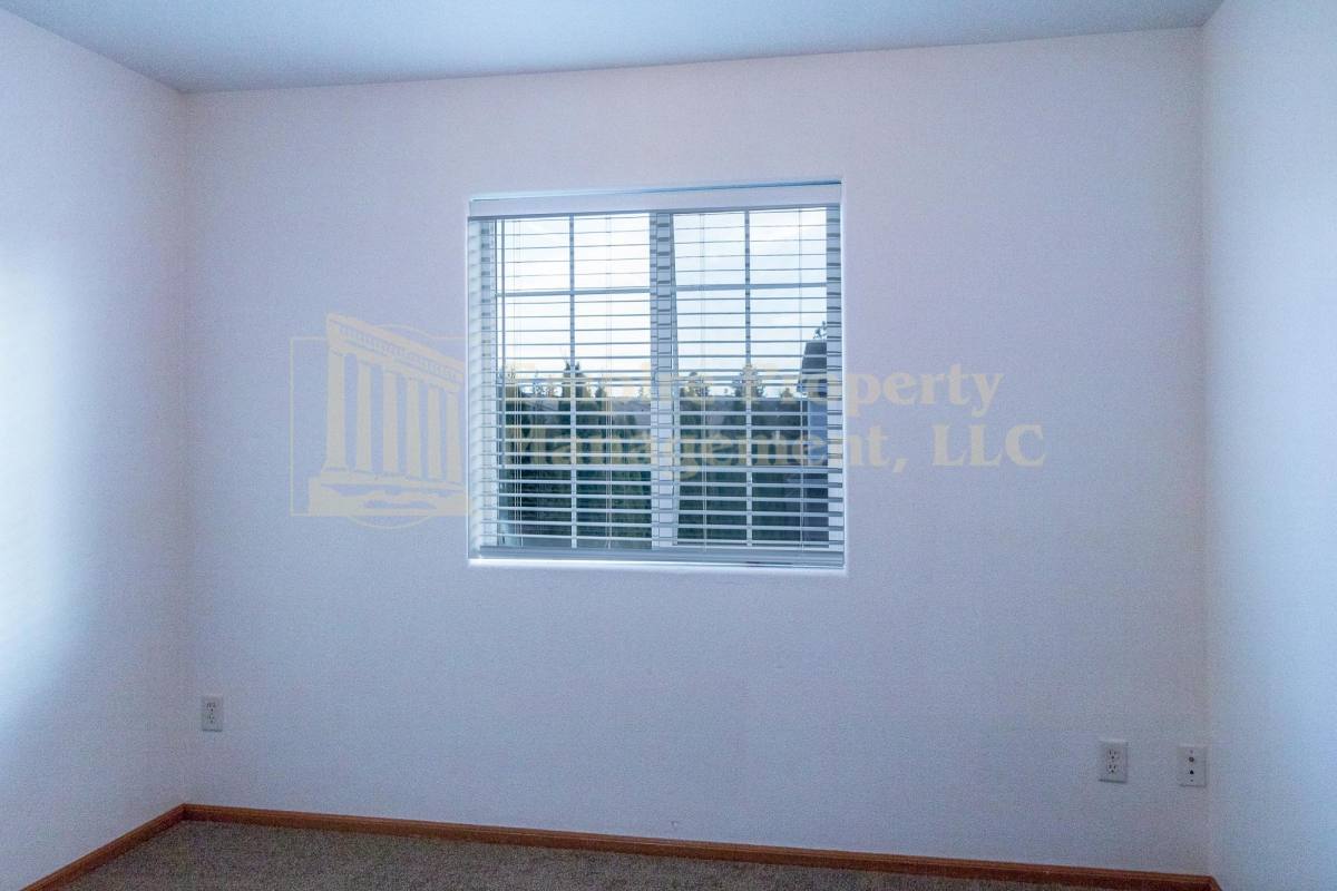 Townhouse for rent at 25160 E Broadway #4B -K16, Veneta, OR 97487