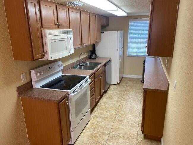Condo for rent at 135 NW 5th Ave #3, Delray Beach, FL 33444