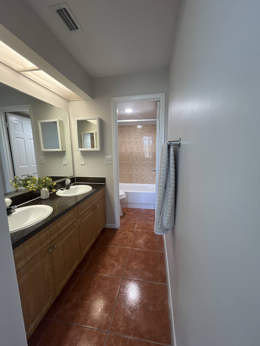 208 S Habana Ave, Tampa, FL 33609 - Townhouse for Rent - Image 25
