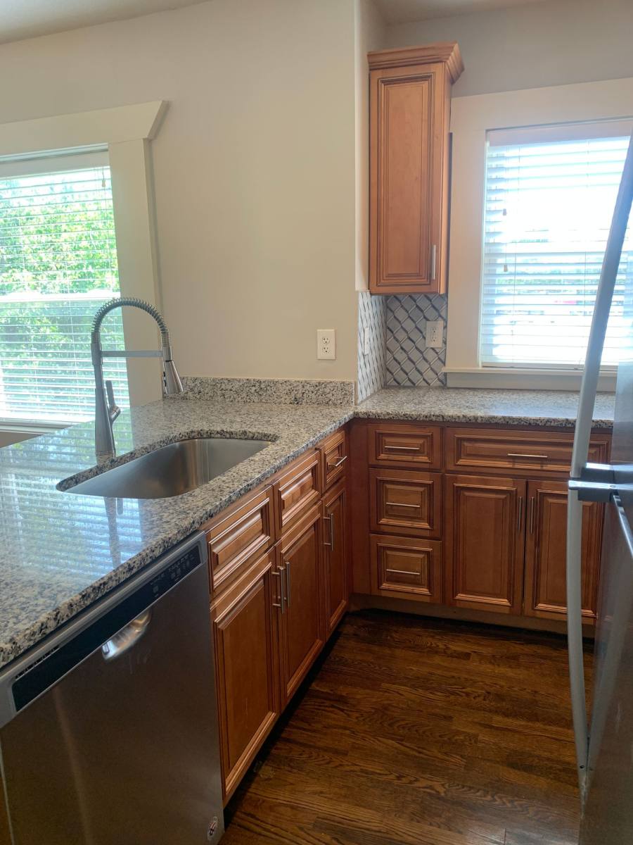 Apartment for rent at 3814-3816 Central, Kansas City, MO 64111