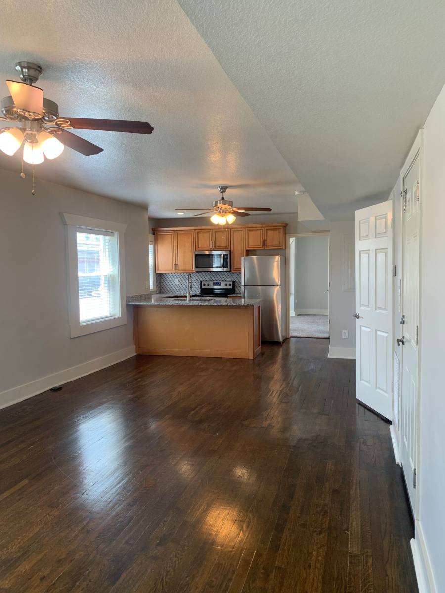 Apartment for rent at 3814-3816 Central, Kansas City, MO 64111