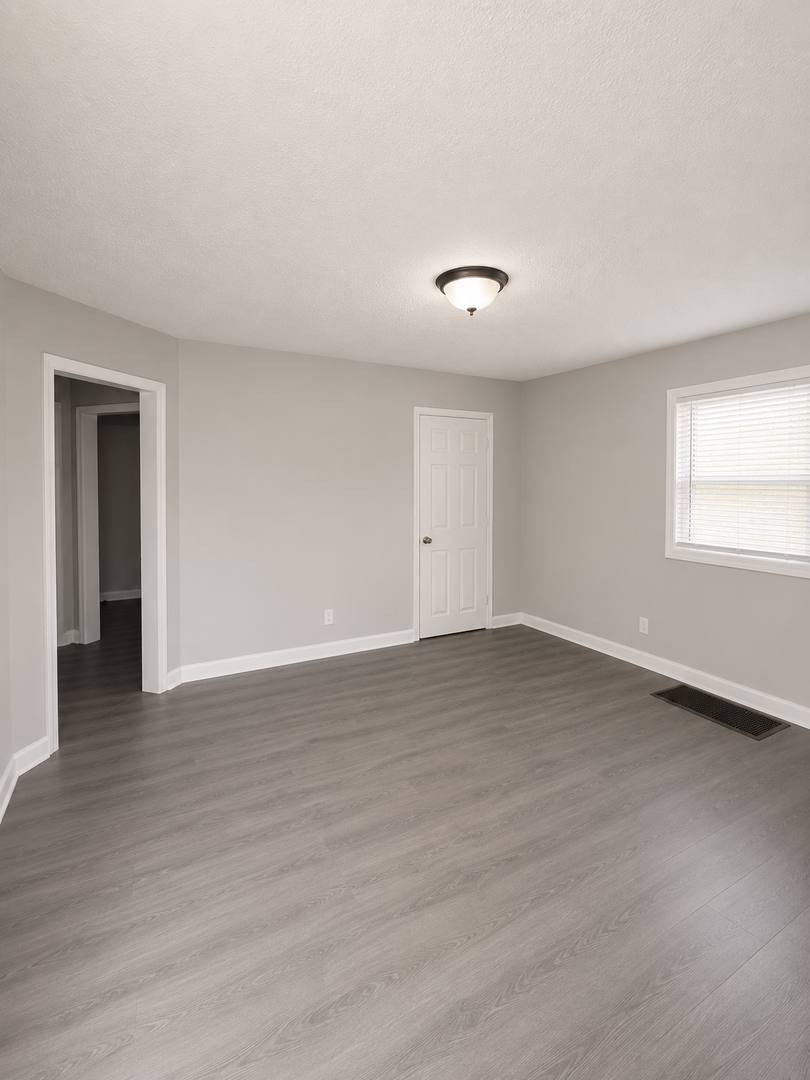 House for rent at 13061 Lord Dr, Saint Louis, MO 63136