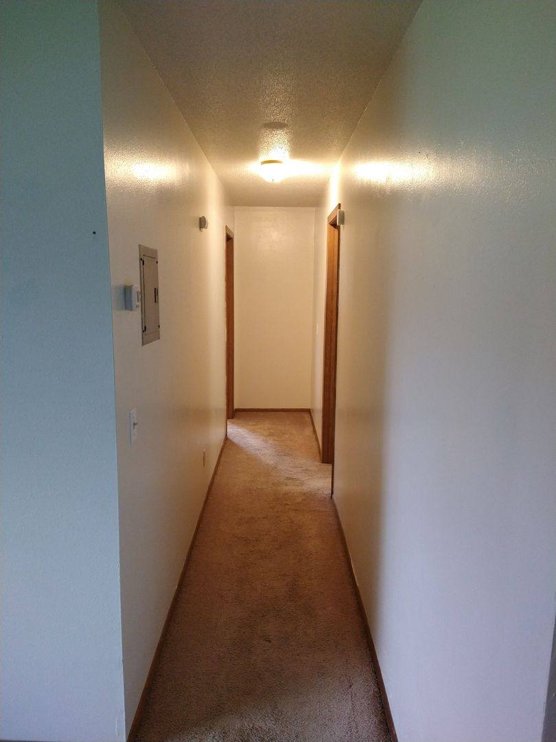 Apartment for rent at 702 Imperial Dr, Morris, MN 56267