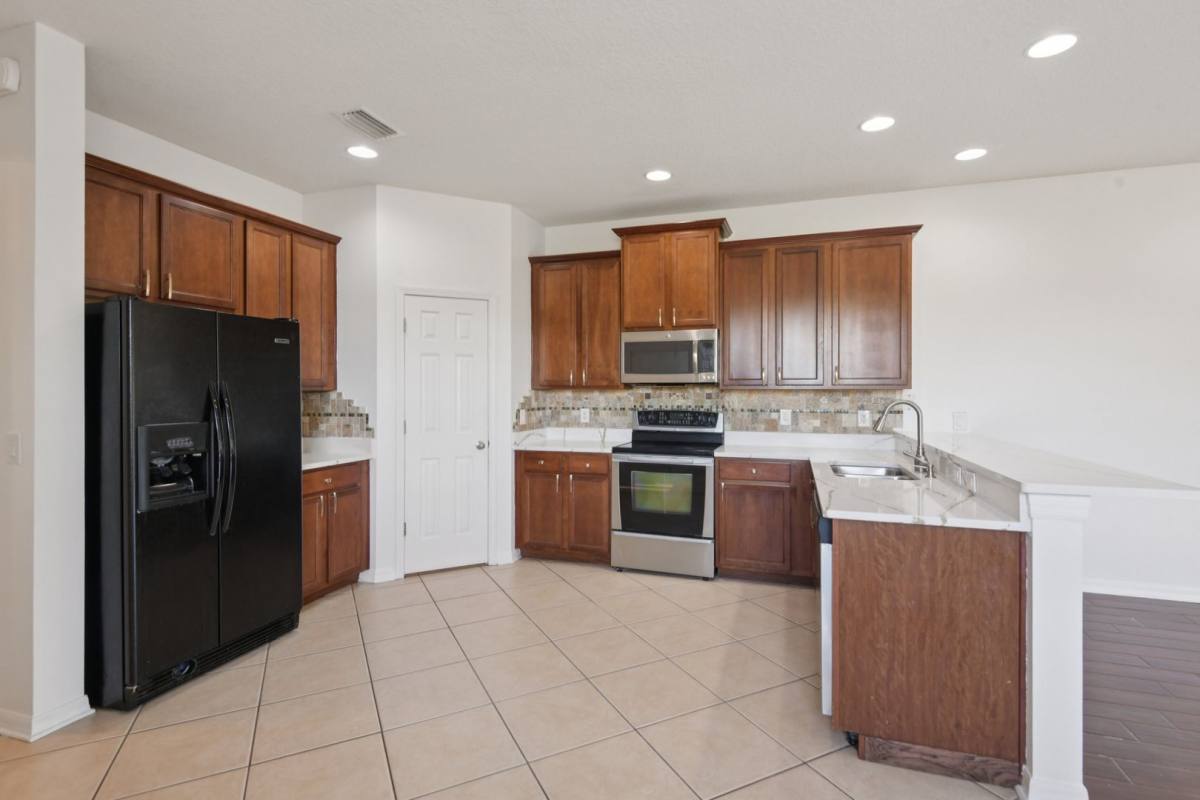 House for rent at 12805 Avelar Manor Place, Riverview, FL 33578